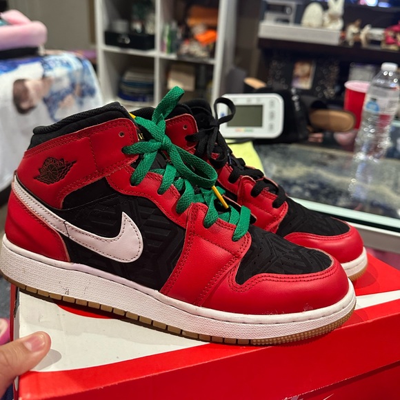 Bought them a while back never really wore them - Picture 3 of 4